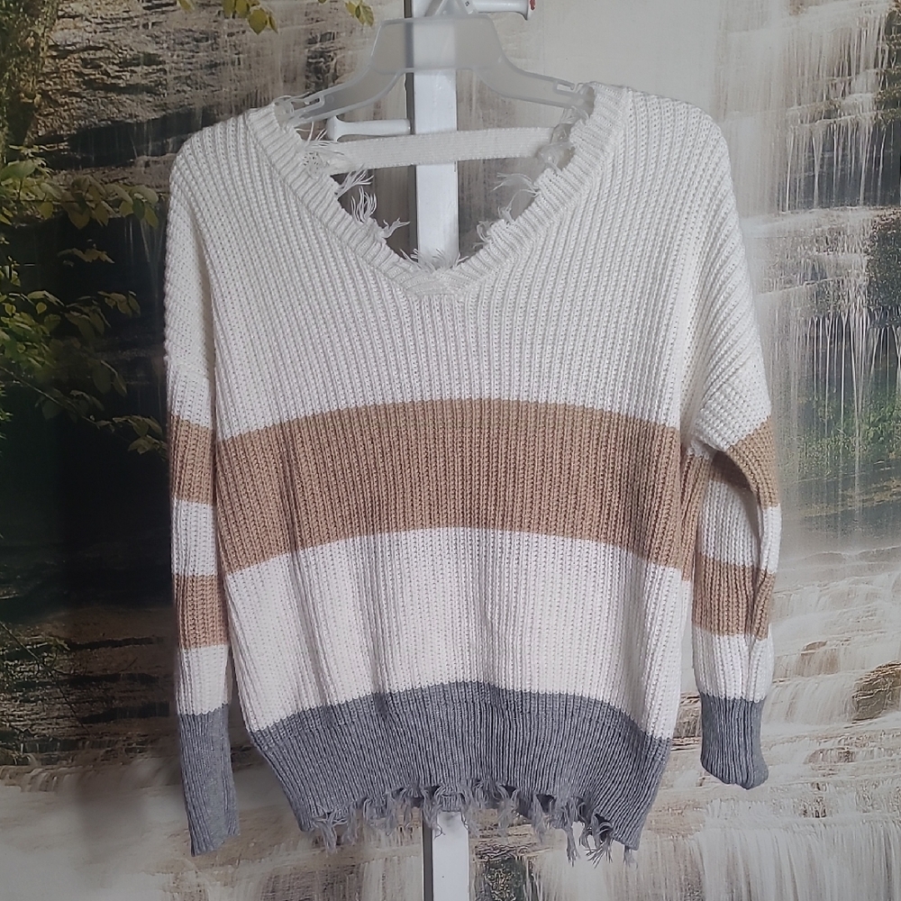 Moon & Madison Womens Medium Oversized striped and frayed comfy Sweater